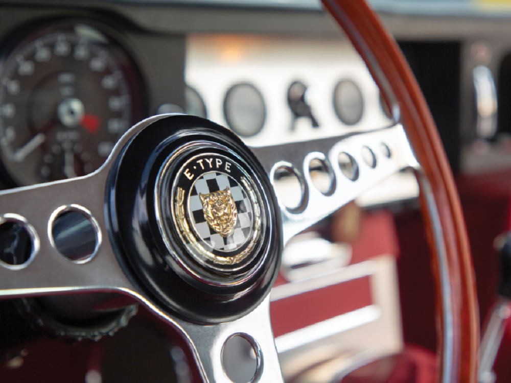 1961 Jaguar E-Type Series E-Type badge steering wheel